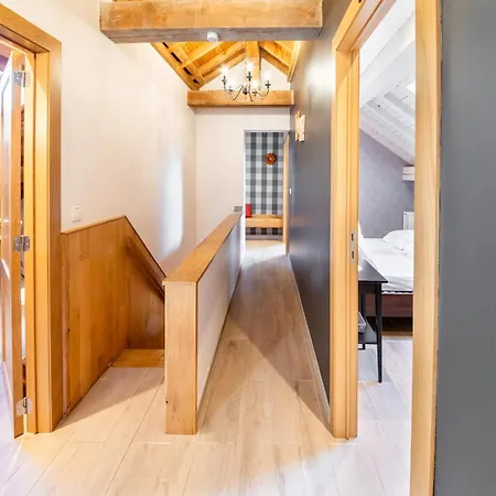 Cozy Child Friendly 16 Person Vacation With Sauna