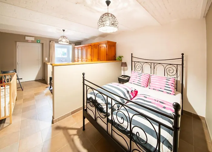 Charming In Ardennes Hébergement de vacances *